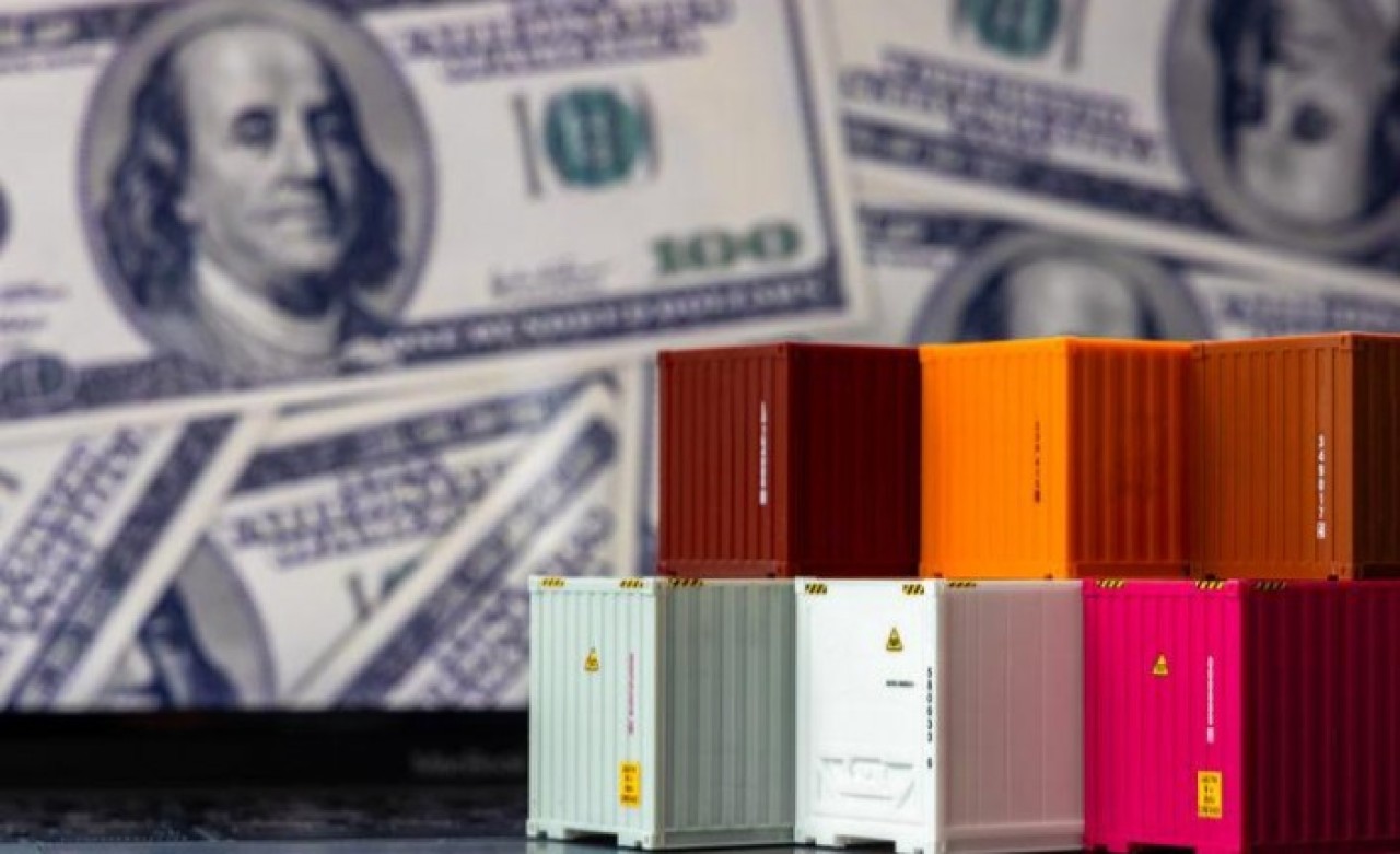 İhracat 2021'de bir önceki yıla göre yüzde 32, 8 arttı