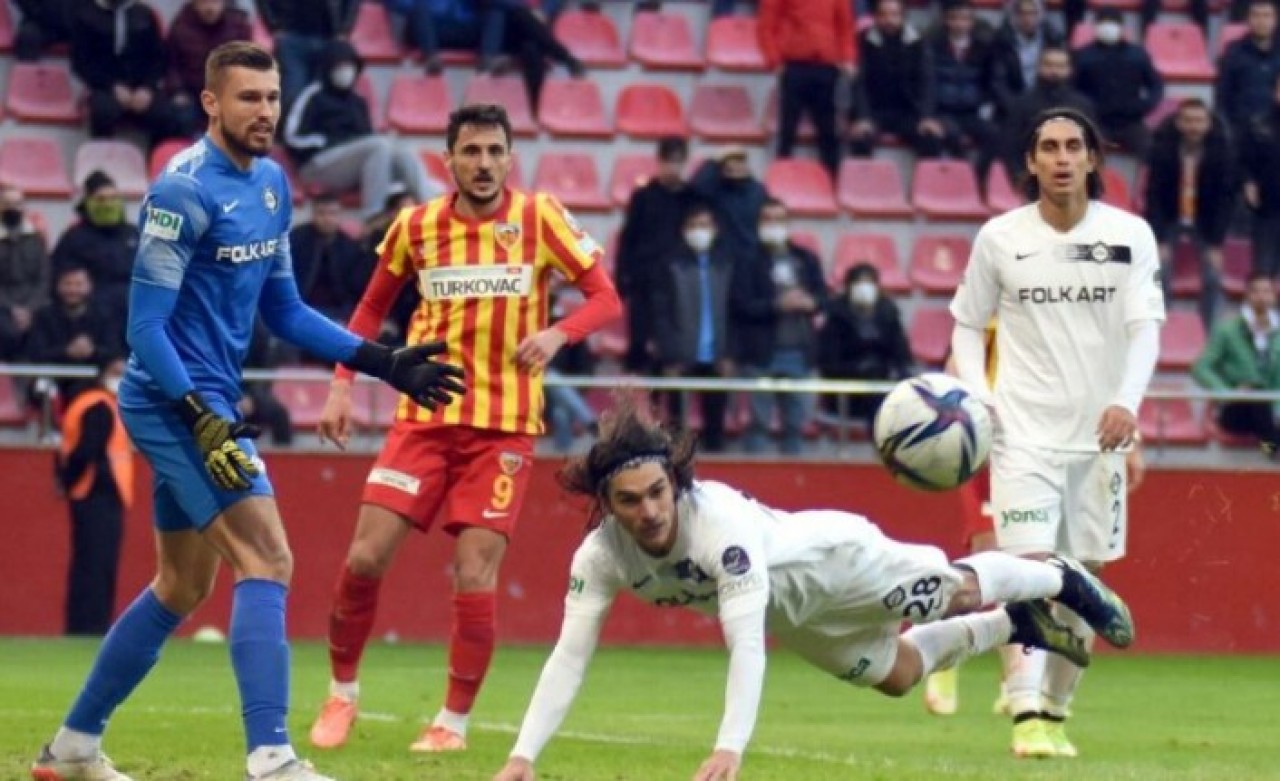 Kayserispor-Altay: Altın gol,  3 puan