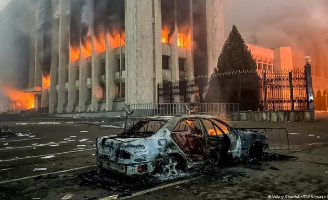 Kazakistan'da eylemciler ne istiyor? İşte protestolara son vermek için öne sürdükleri 4 talep