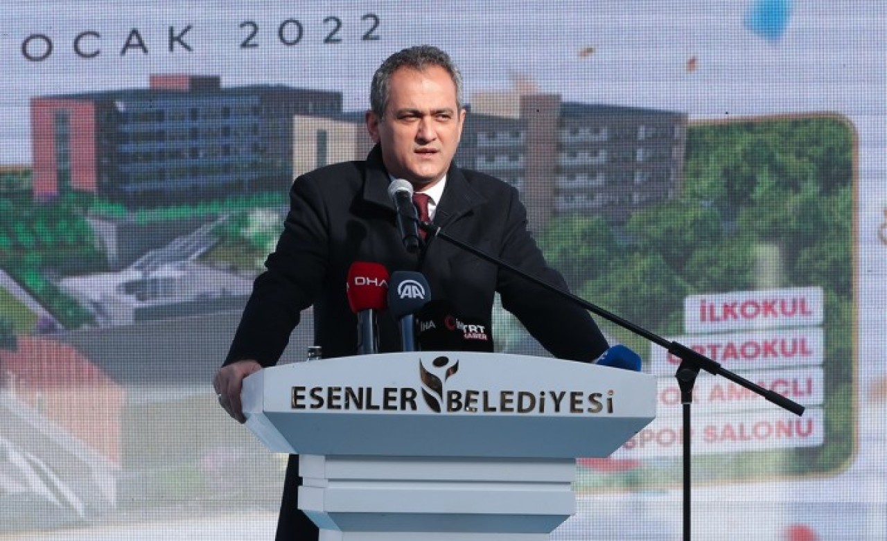 Milli Eğitim Bakanı Özer'den öğretmen atamaları ve yarı yıl tatili açıklaması: Bakın ne istedi?