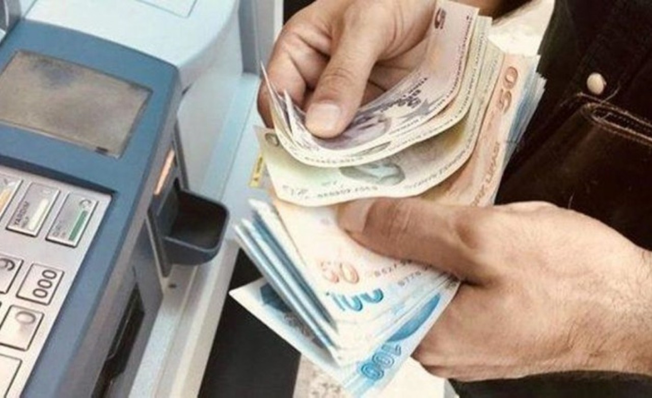 Milyonlarca kişiyi ilgilendiriyor: Çalışanların maaşları ne olacak,  emekliler nasıl etkilenecek?