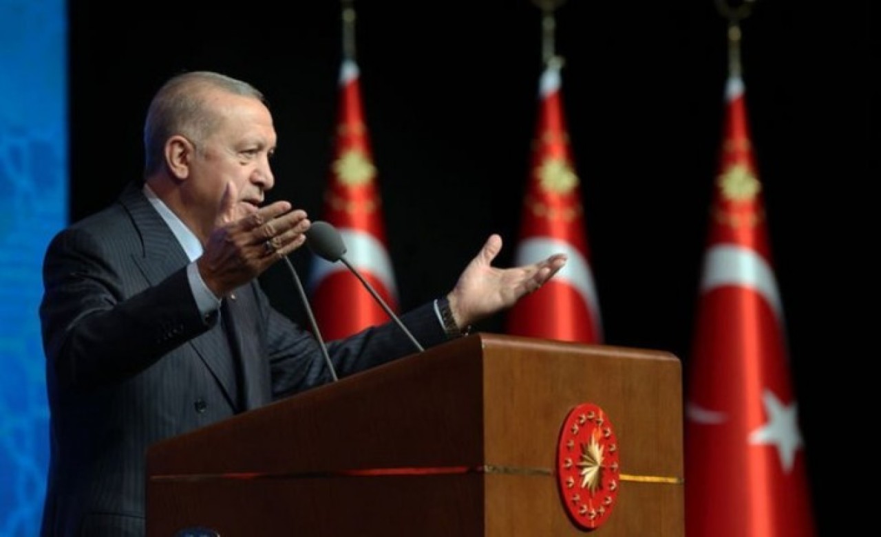 Milyonlarca öğretmeni,  öğrenciyi ve velisini ilgilendiriyor: Cumhurbaşkanı Erdoğan'dan flaş açıklama