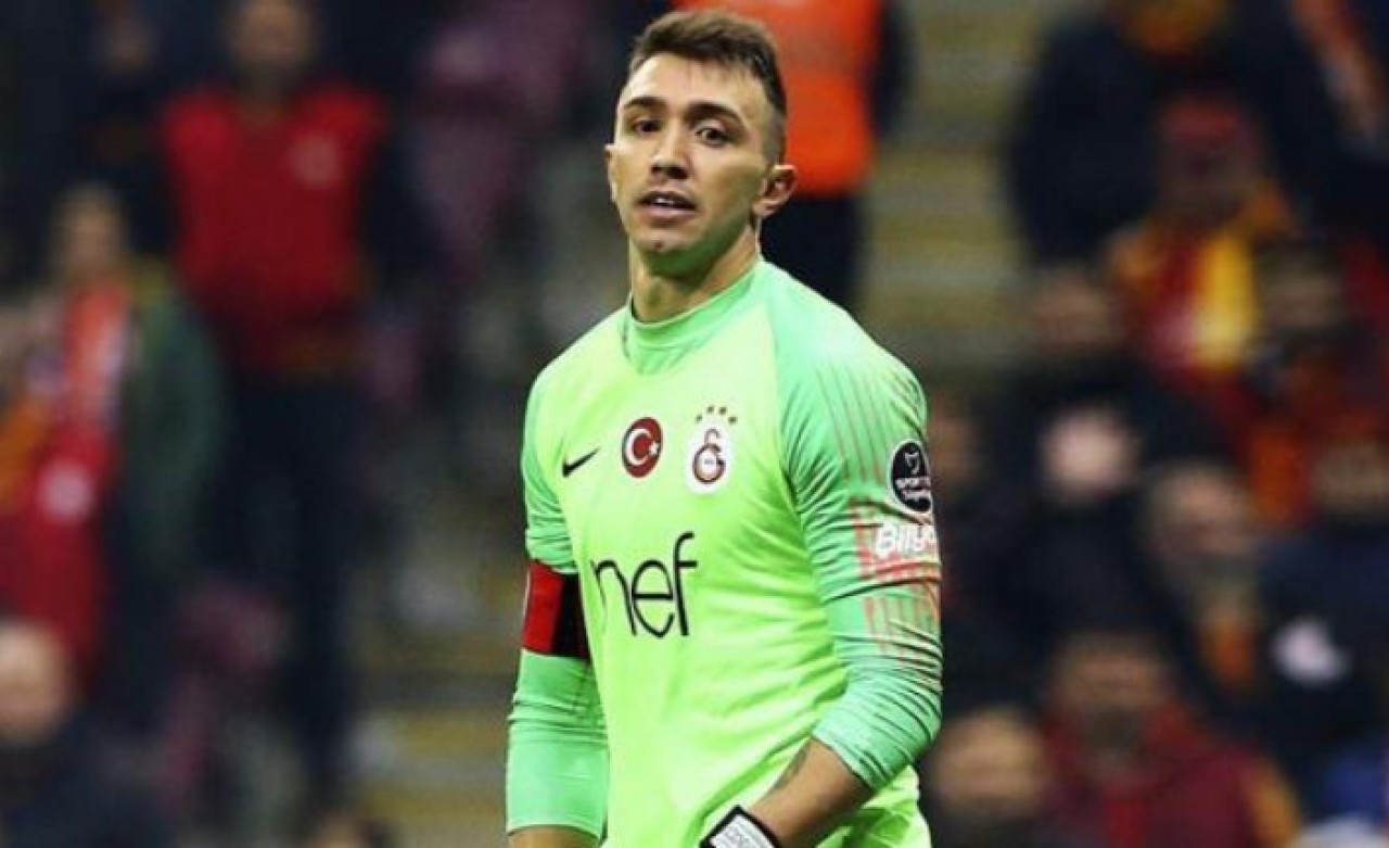 Muslera'nın yeri doluyor! Galatasaray'da kalenin yeni sahibi belli oldu