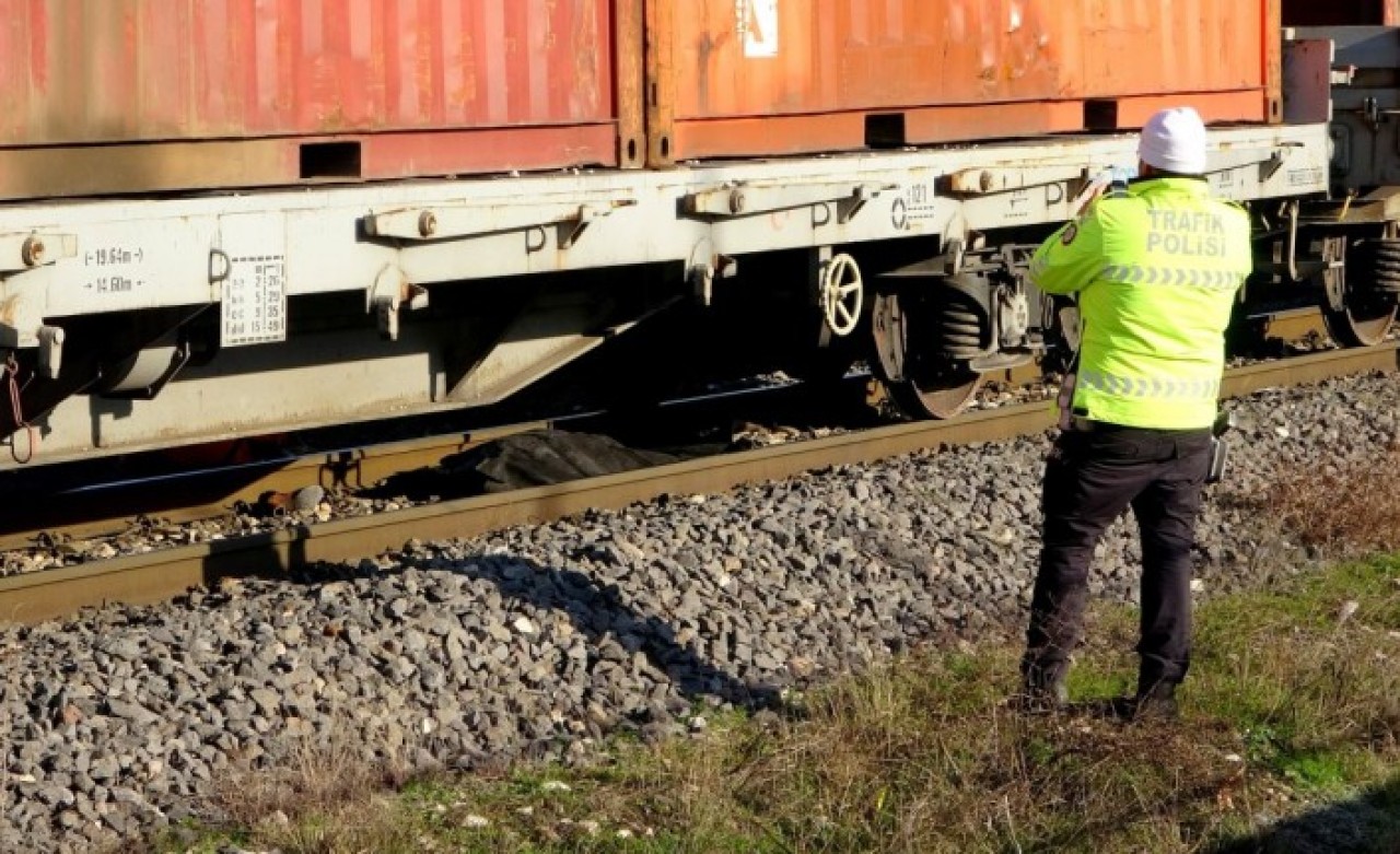 Osmaniye'de tren çarptı: Üniversiteli Gizem Yılmaz öldü