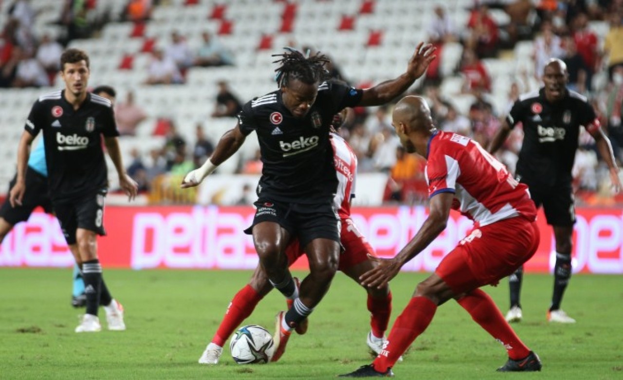 Süper Kupa'da Beşiktaş ile Antalyaspor karşılaşıyor: Beşiktaş-Antalyaspor maçı saat kaçta,  hangi kanalda?