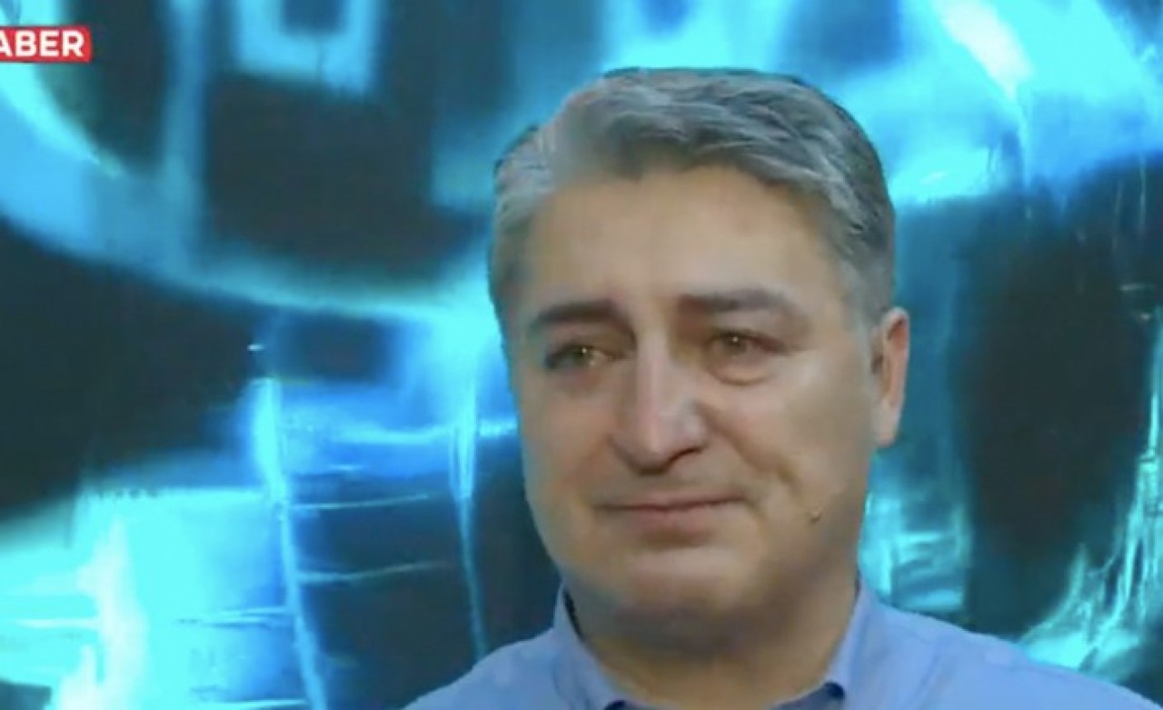 TOGG CEO'su Mehmet Gürcan Karakaş canlı yayında gözyaşlarını tutamadı!