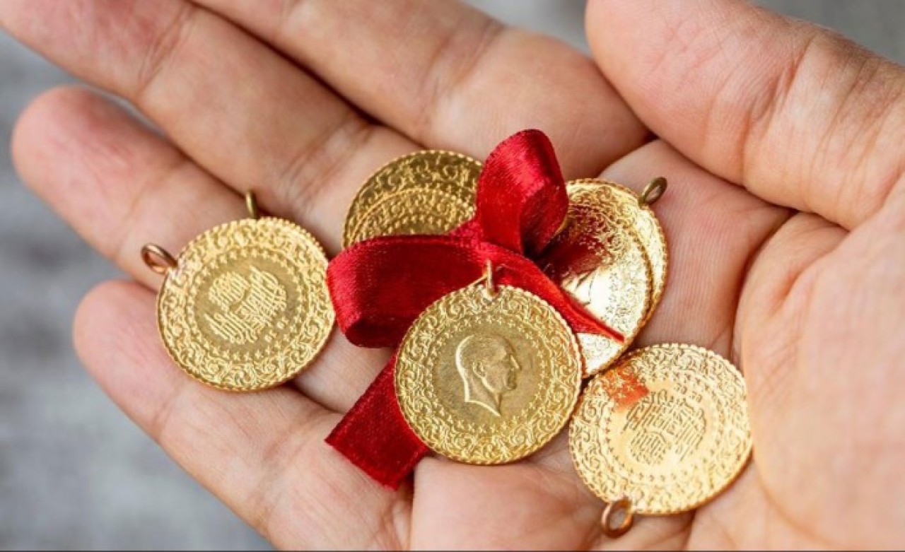 Doların düşeceğini bilen uzman isimden korkutan gram altın tahmini: Bakın yakın zamanda ne kadar olacak!