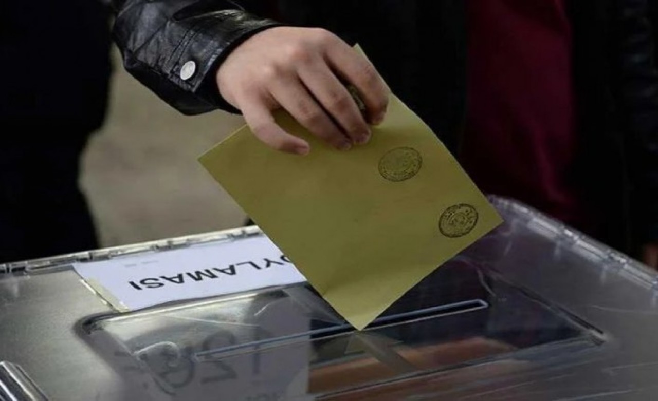 YSK seçime girecek partileri açıkladı: İki parti listede yok!