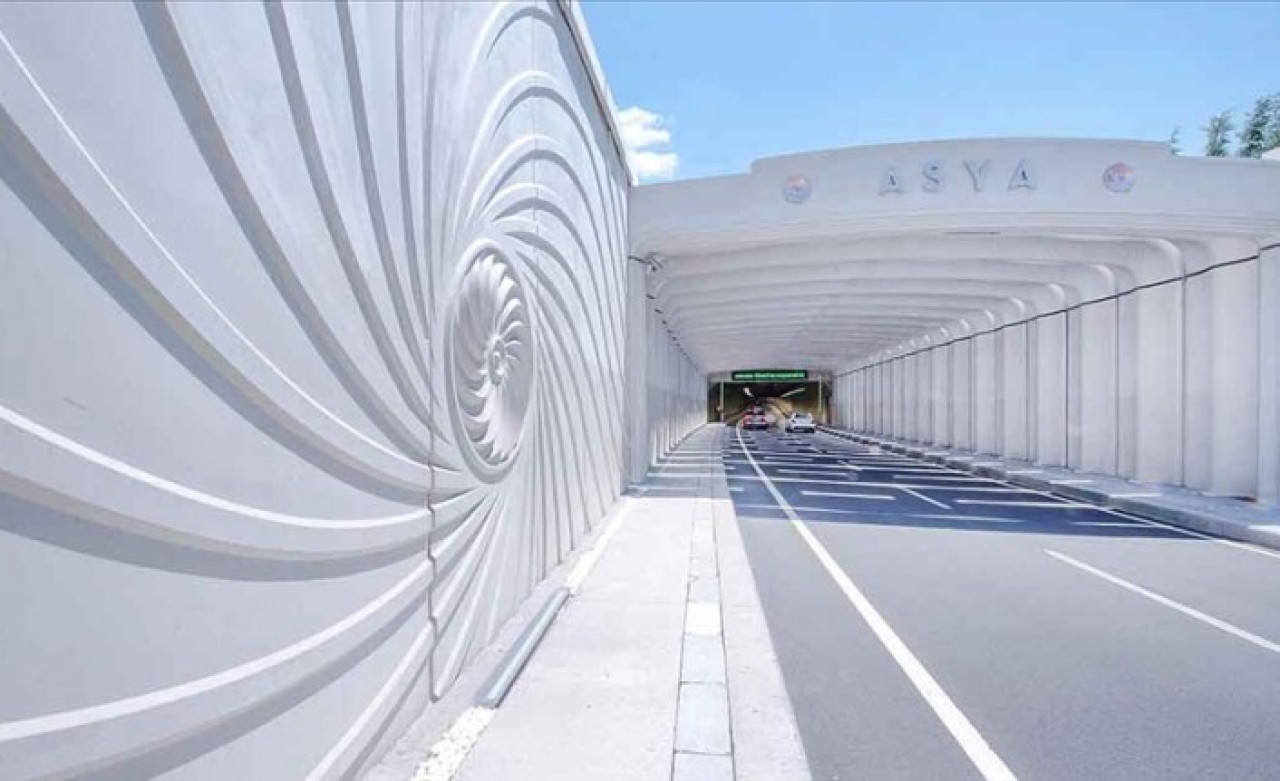 Bakan Karaismailoğlu: Avrasya Tüneli'nden ekonomiye 8, 1 milyar lira katkı sağlandı