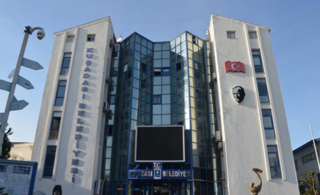 CHP’li Kuşadası Belediyesinde Turan'a rüşvet kurşunu!