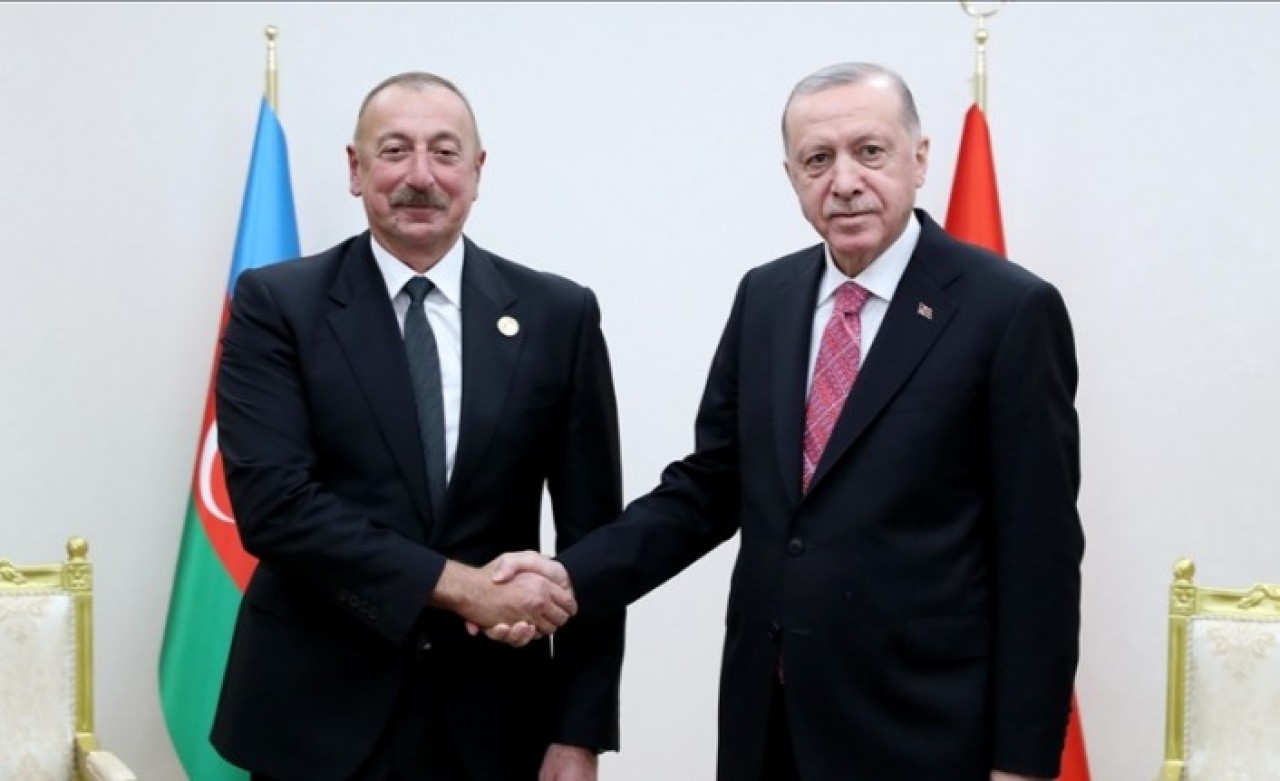 Cumhurbaşkanı Erdoğan,  Azerbaycan Cumhurbaşkanı Aliyev'le görüştü