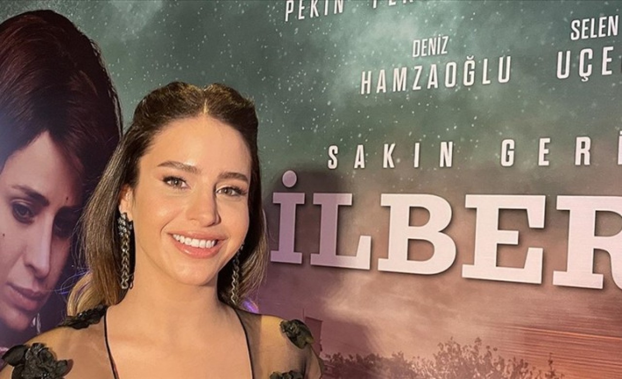 Dilber Ay'ın hayat hikayesini işleyen sinema filmi izleyiciyle buluştu