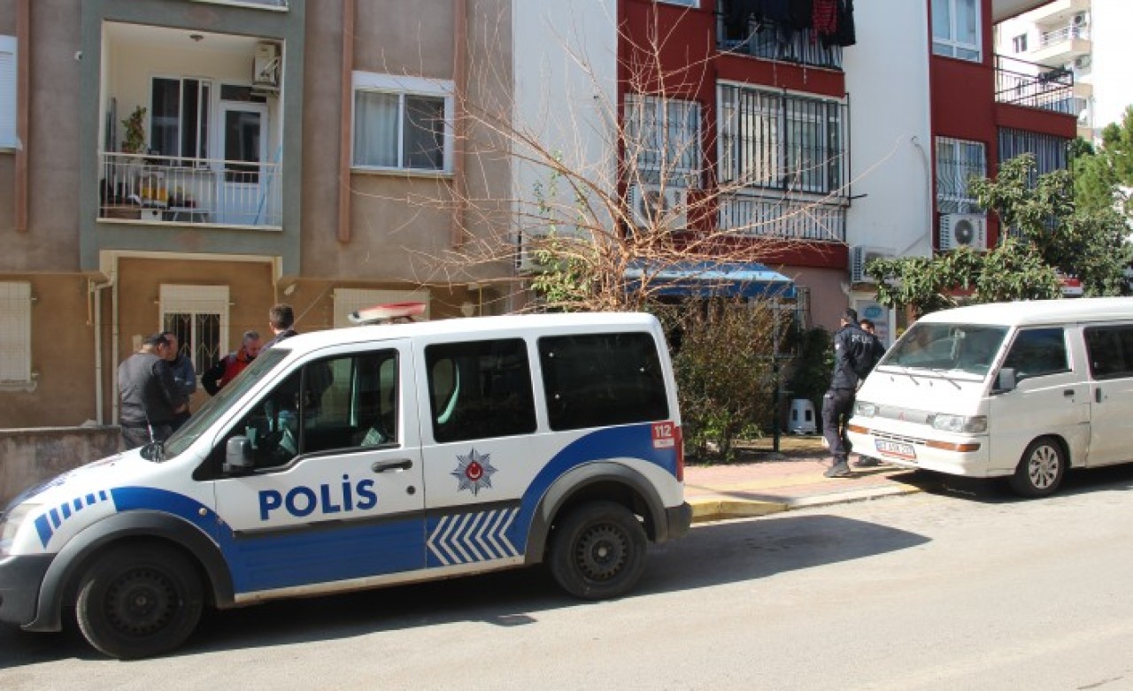 Evinde bulundu: Antalya'da müzisyen Fatih Övgü öldü
