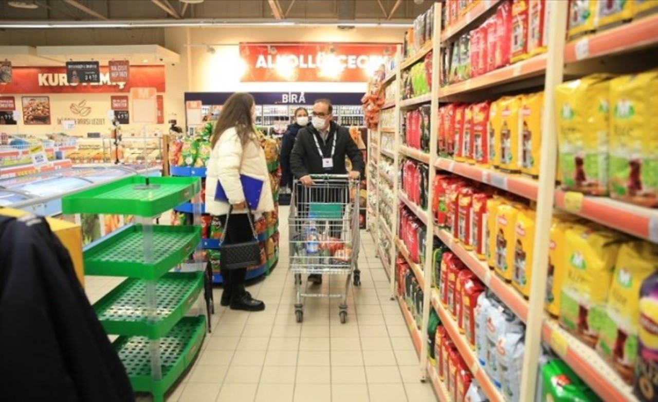 Gıdada KDV indirimi etiketlere yansımaya başladı