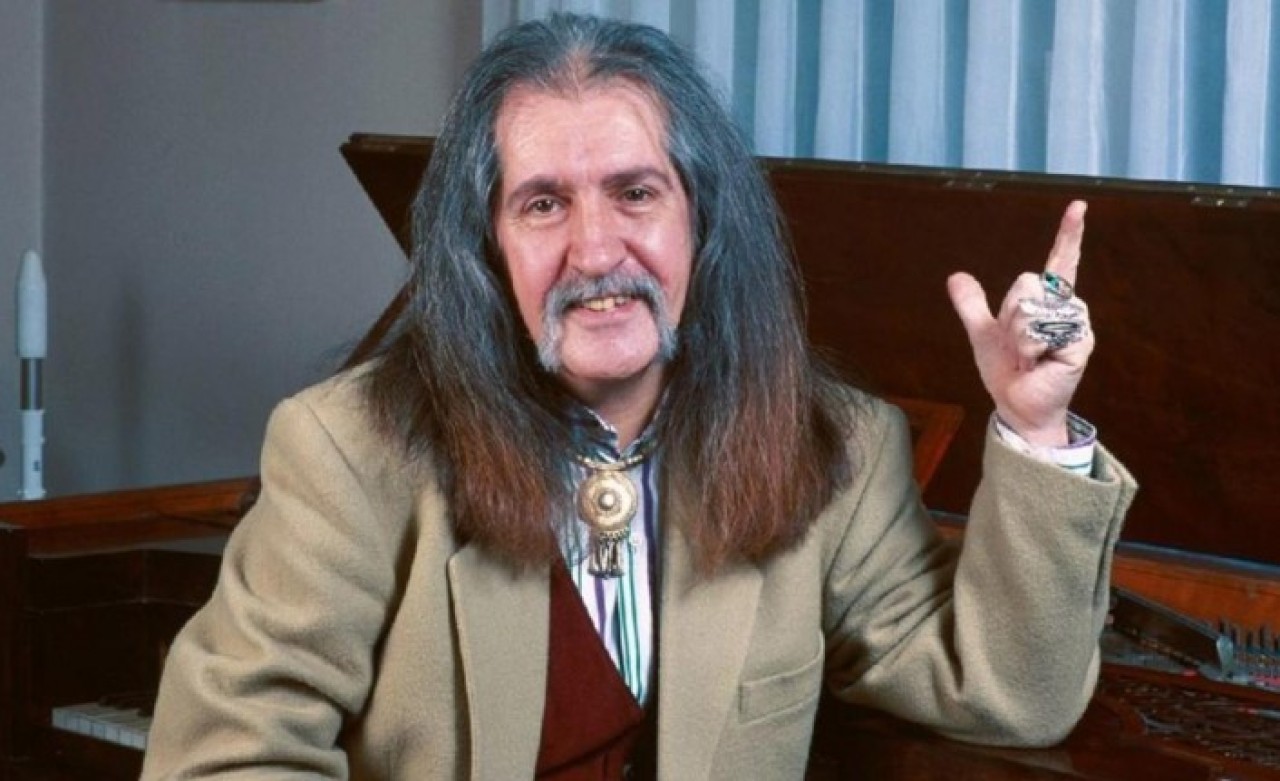 Hepimiz onu Barış Manço olarak tanıdık! Bakın gerçek ismi neymiş