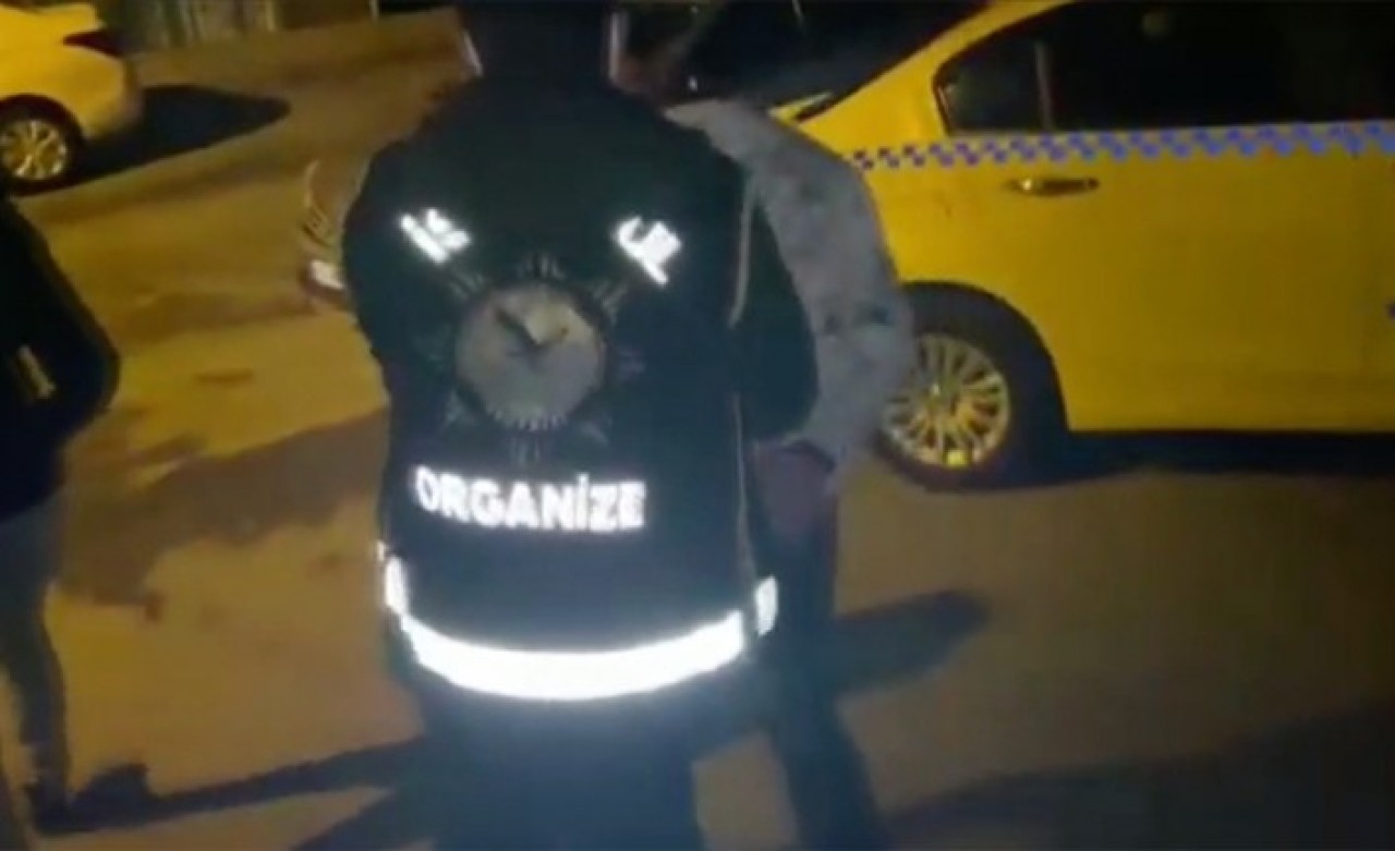 İstanbul merkezli FETÖ operasyonu: 21 gözaltı