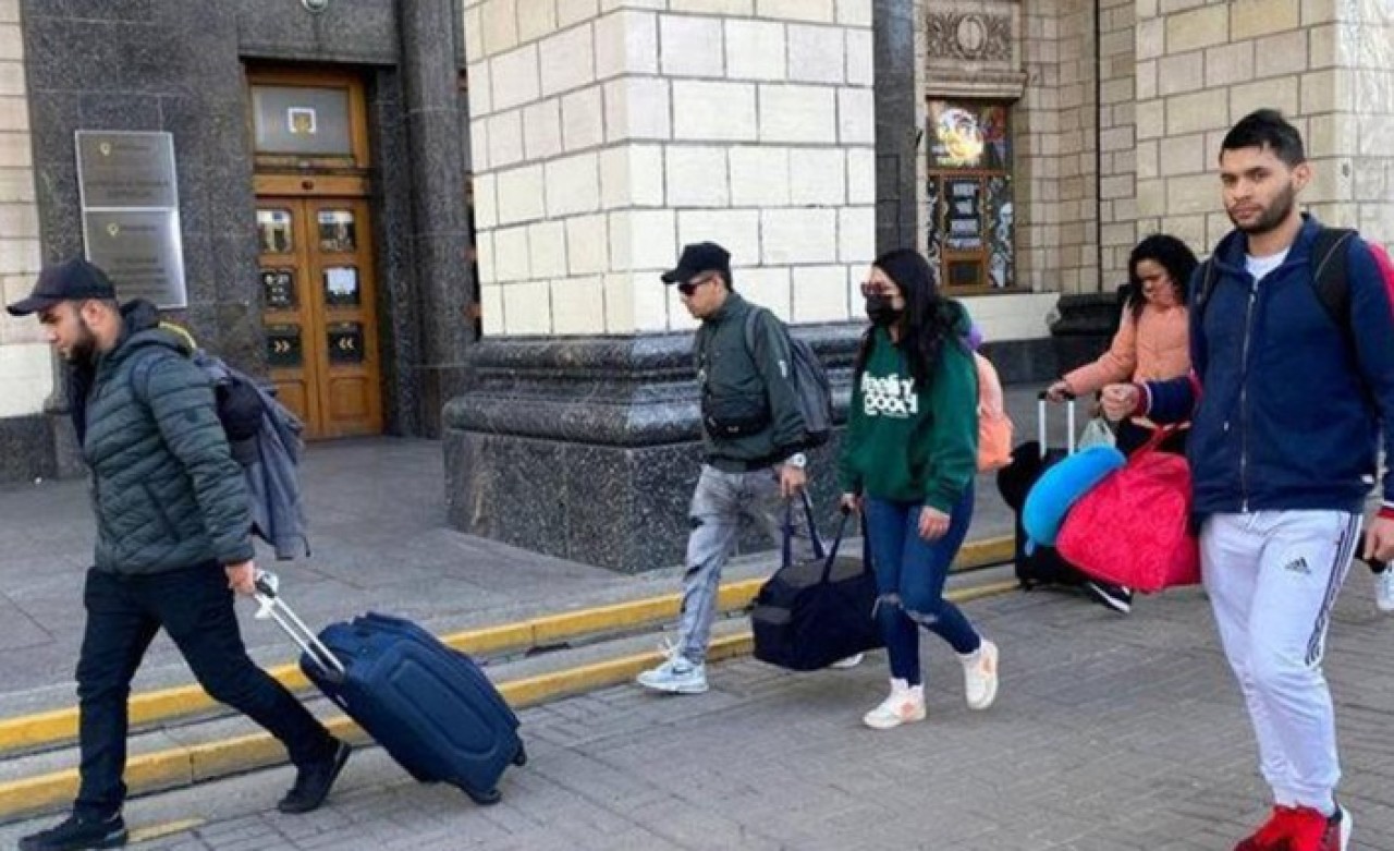 Kiev Büyükelçiliği'nden Kiev'deki Türk vatandaşlarına acil çağrı: Bugün saat 18.00'e kadar...