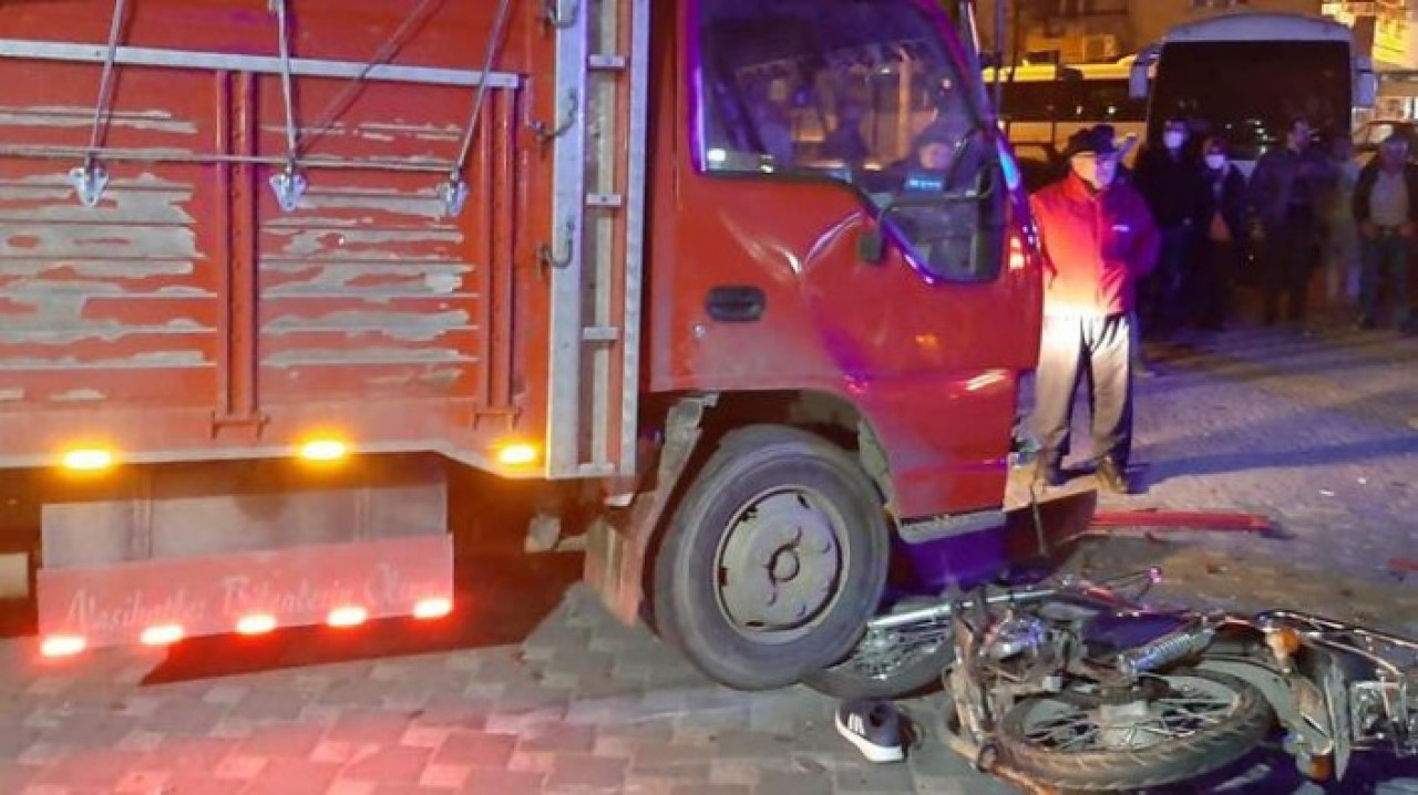 Manisa'da kamyonun çarptığı motosikletteki Metin Yavuz öldü,  Kerem Yavuz ağır yaralı