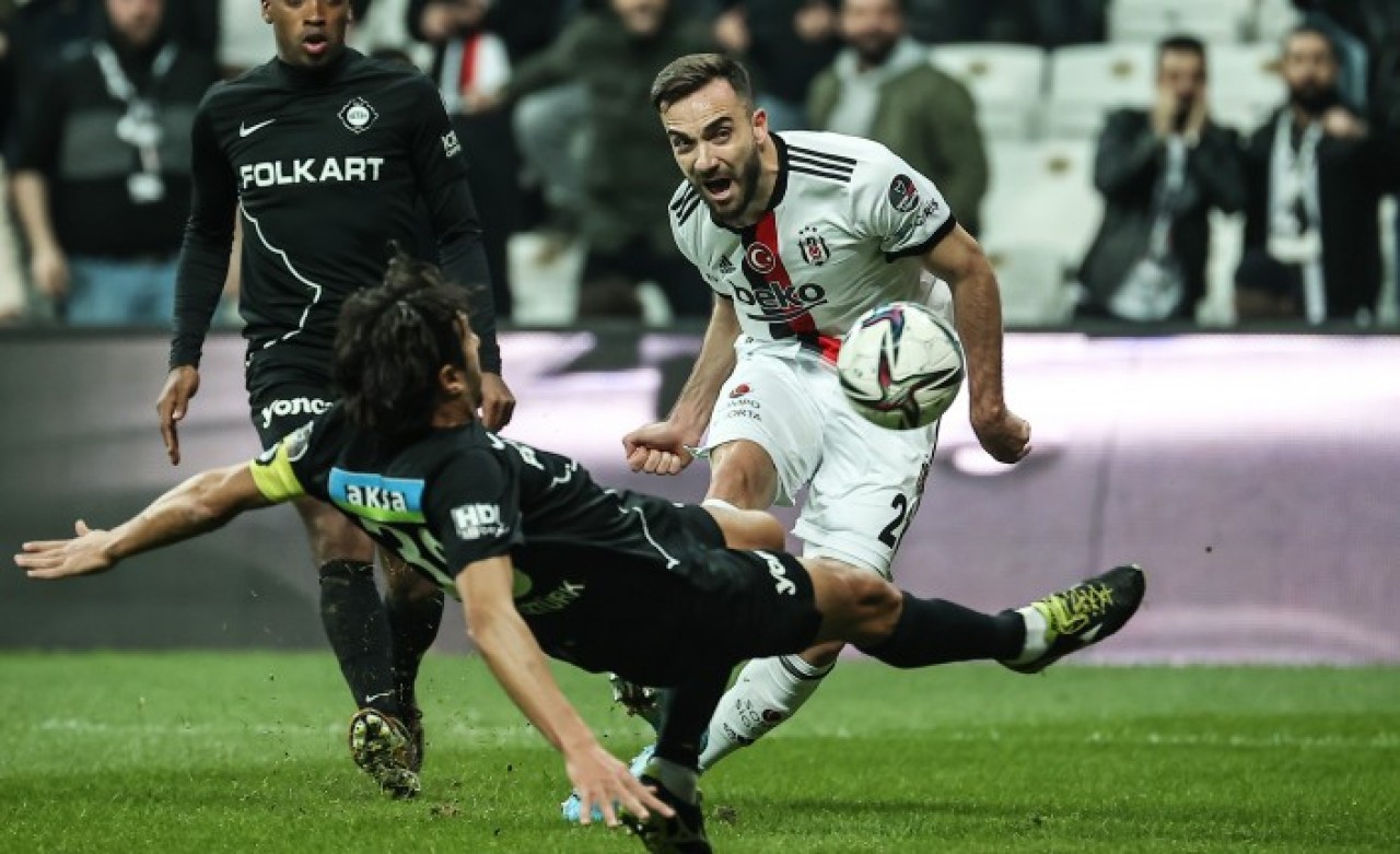 Merhaba Beşiktaş: Altay'ı yendi,  3 hafta sonra kazandı