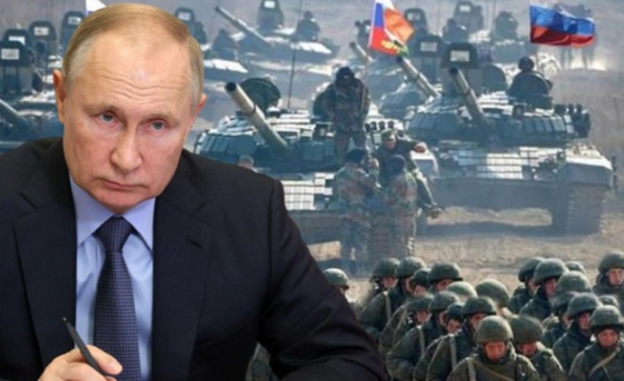 Putin,  ABD ve AB için 'Yalanlar İmparatorluğu' dedi,  füzeler için emir verdi