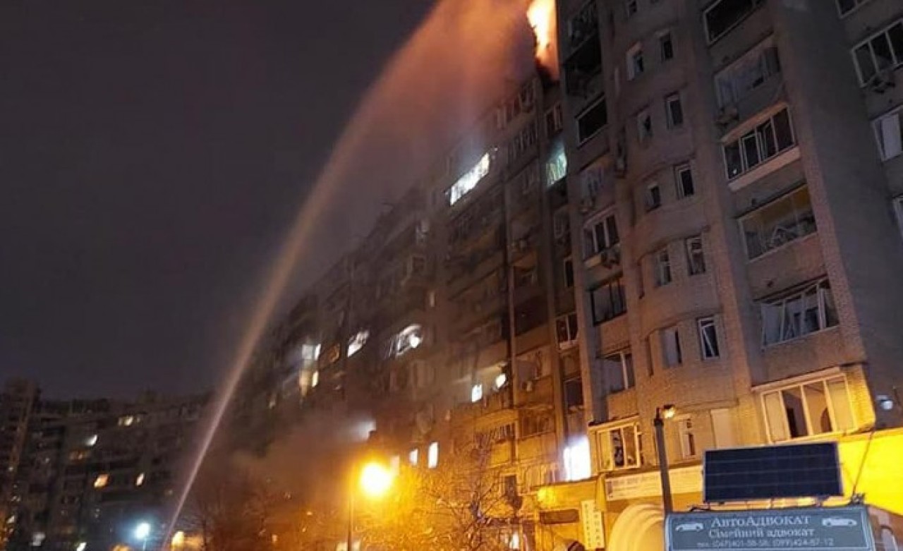 Rusya füze yağdırıyor: Kiev yanıyor,  dünya seyrediyor