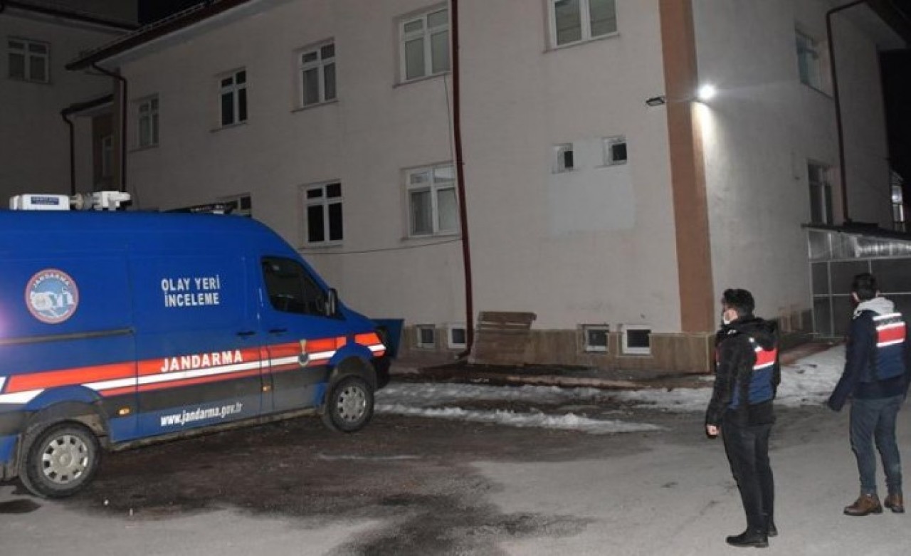 Sivas'ta baba parçalanmış,  oğlu donmuş bulundu: Musa Kayapınar ve Özer Kayapınar öldü