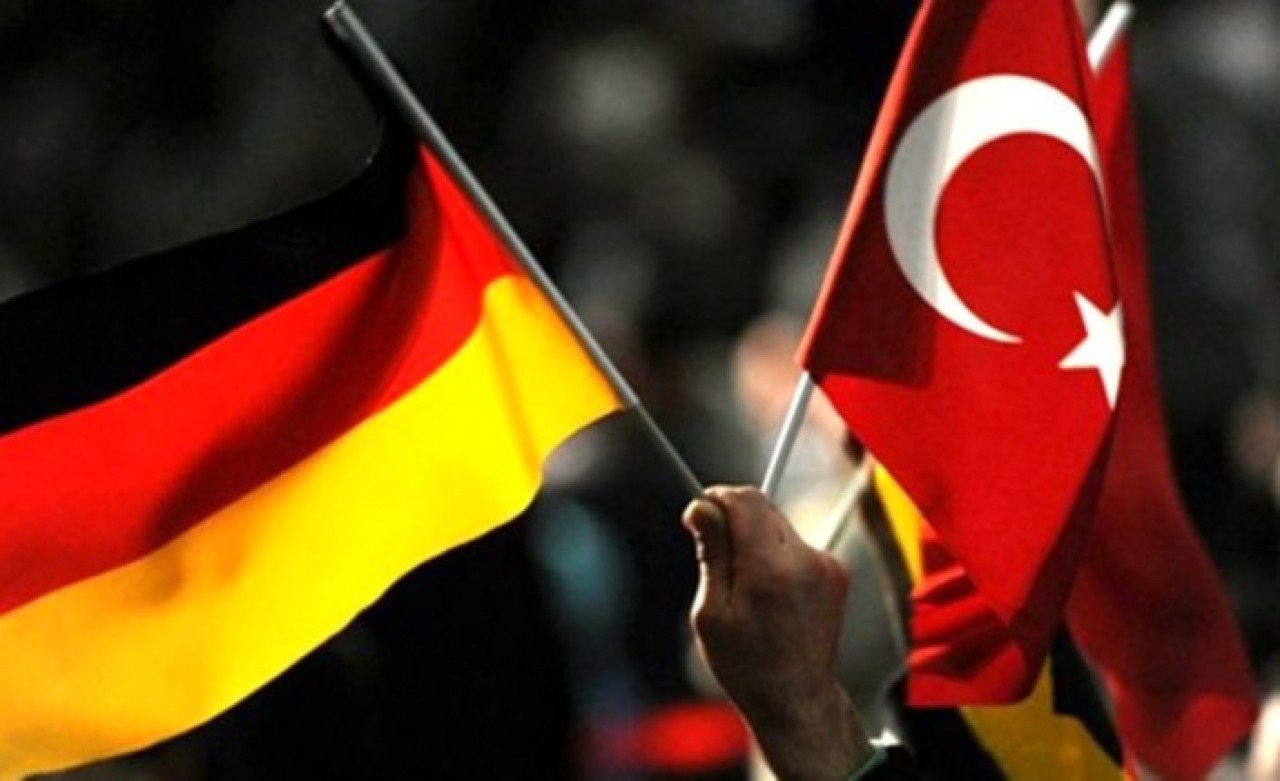 Türkiye'nin ara buluculuk teklifi Alman basınının gündeminde