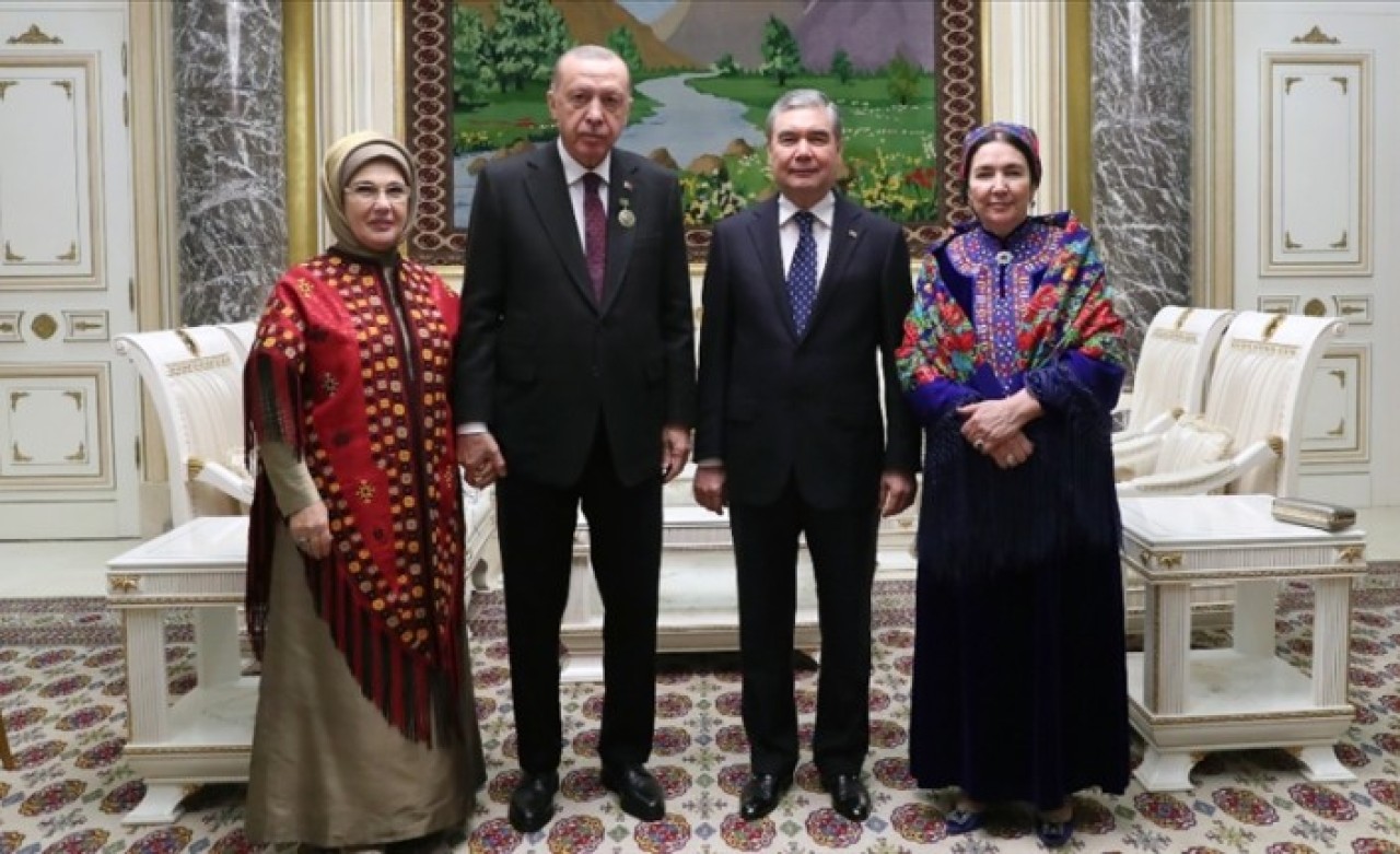 Türkmenistan Devlet Başkanı Berdimuhamedov'dan Cumhurbaşkanı Erdoğan ve eşine geçmiş olsun mesajı