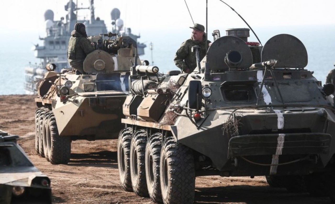 Usta ekonomistten flaş yorum: Her yerde eller tetikte,  altının yıldızı parlıyor