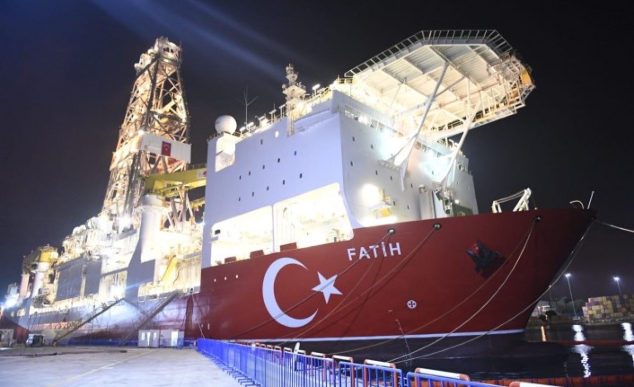 Yeni kuyu,  yeni heyecan! Fatih,  Karadeniz'deki 3. sondajına başladı