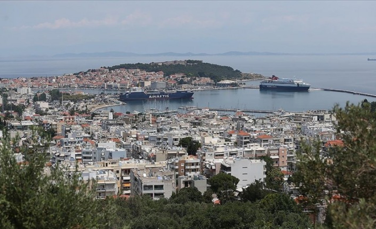Yunanistan uluslararası anlaşmalara rağmen Doğu Ege adalarını silahlandırıyor