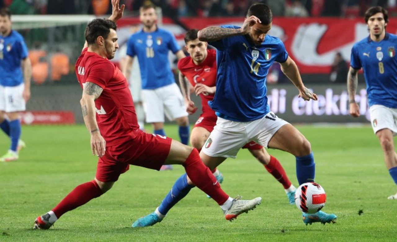 5 gollü maçta İtalya'ya yenildik!