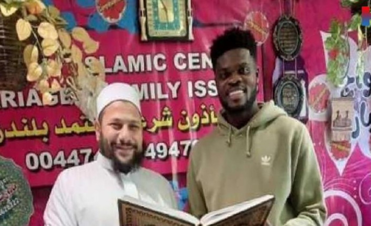 Arsenal'in ünlü yıldızı Partey müslüman oldu