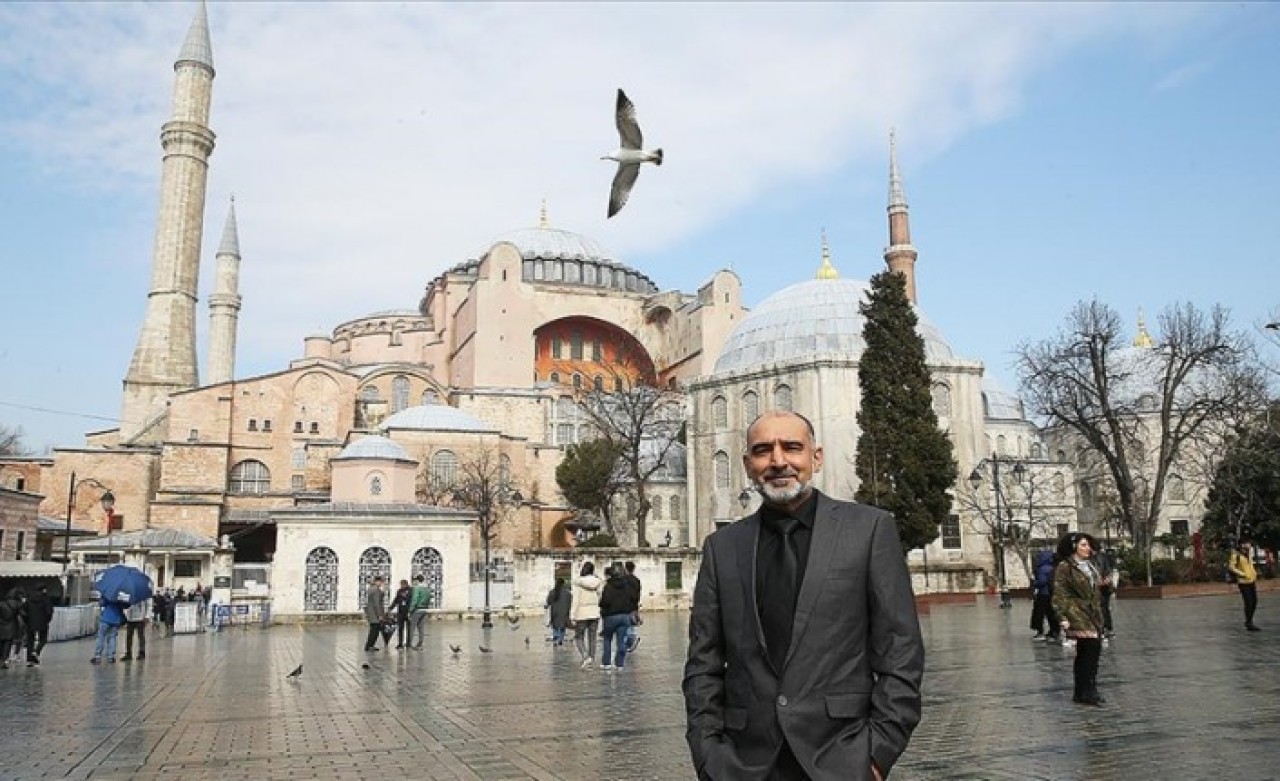 Babasını terör saldırısında kaybeden Nabi'den Ayasofya-i Kebir Camii'ne ziyaret