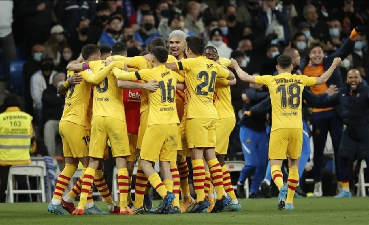 Barcelona,  Real Madrid'e deplasmanda gol yağdırdı