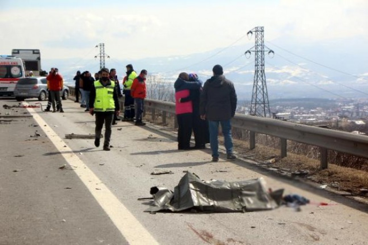 Bolu'da TIR'ın çarptığı çekicinin sürücüsü Muharrem Durhan öldü