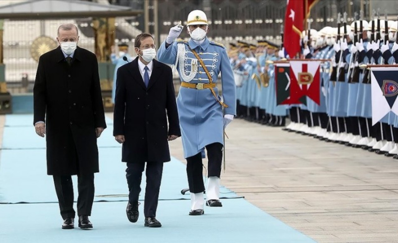 Cumhurbaşkanı Erdoğan,  İsrail Cumhurbaşkanı Herzog'u işte böyle karşıladı!