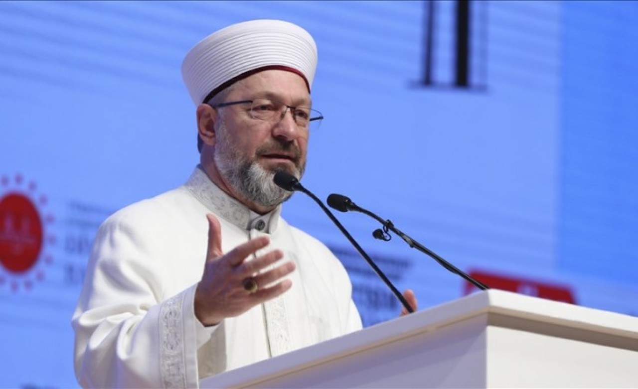 Dikkat! Ali Erbaş'tan teravih namazı açıklaması