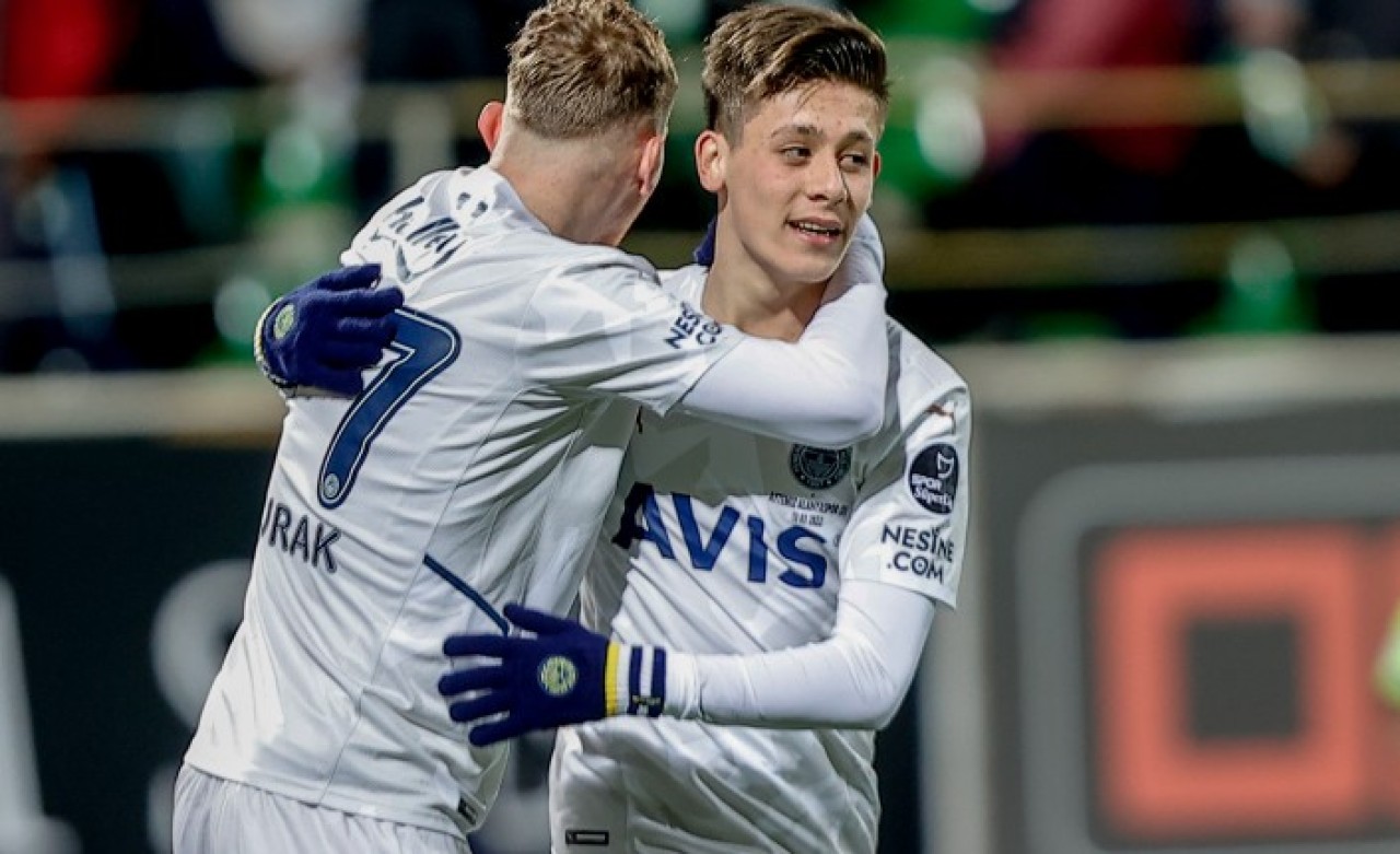 Fenerbahçe Alanya'da esti,  gürledi: Arda Güler tarihe geçti
