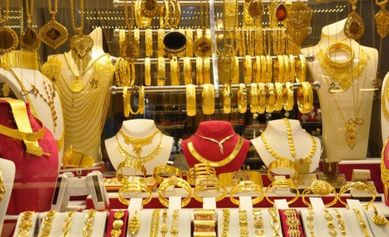 Gram altın 870 lirayı aştı! Uzman ekonomist uyardı: 'Sakın bunu yapmayın'