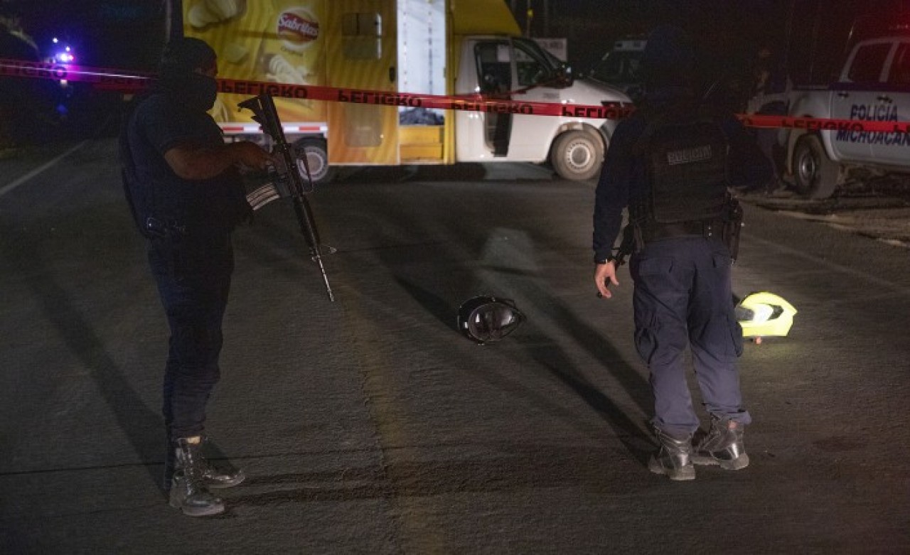 Horoz dövüşü yaptıranlara silahlı baskın: 19 kişi öldü