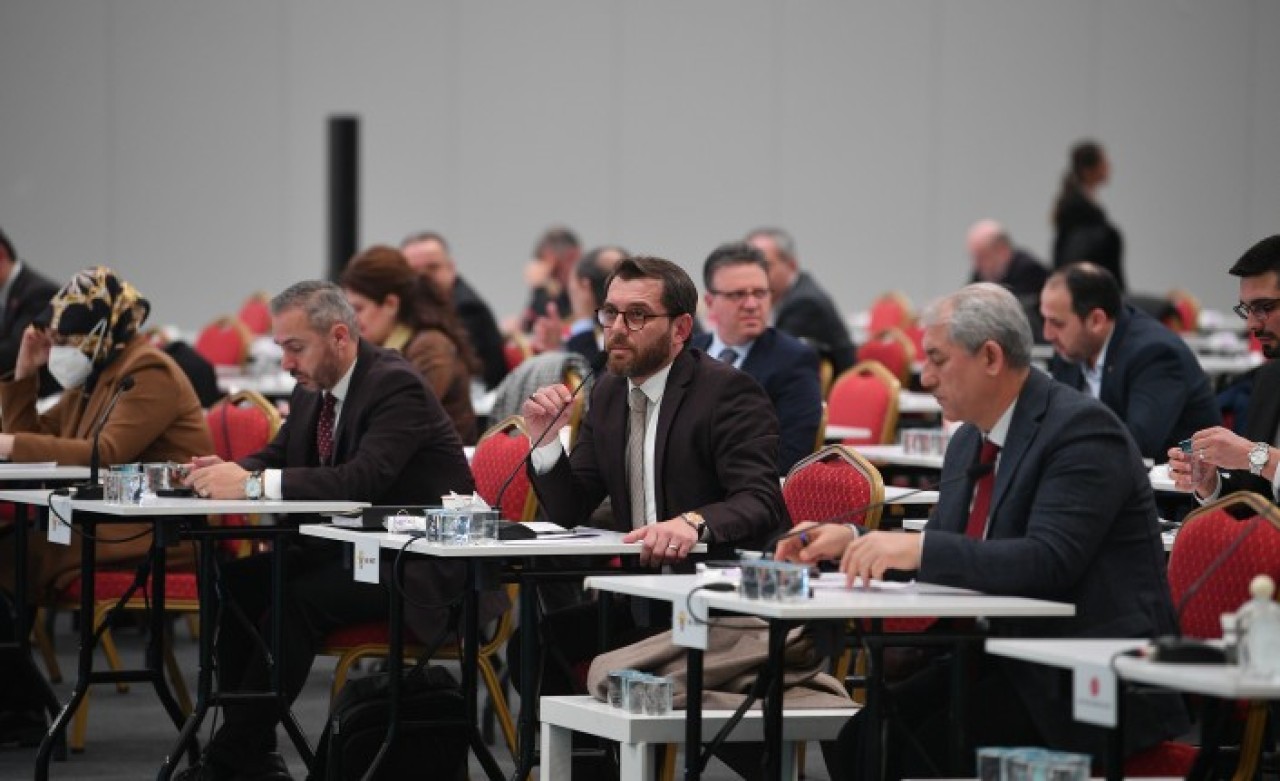 İBB işçilerine yapılan yüzde 54, 44 zam tartışma yarattı