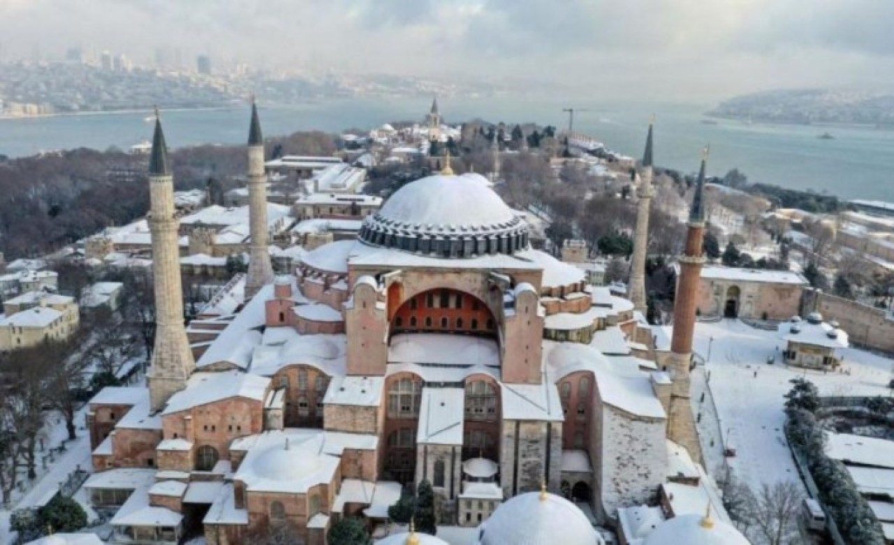 İstanbul’da ‘kar’ kararları açıklandı: Okullar tatil edildi