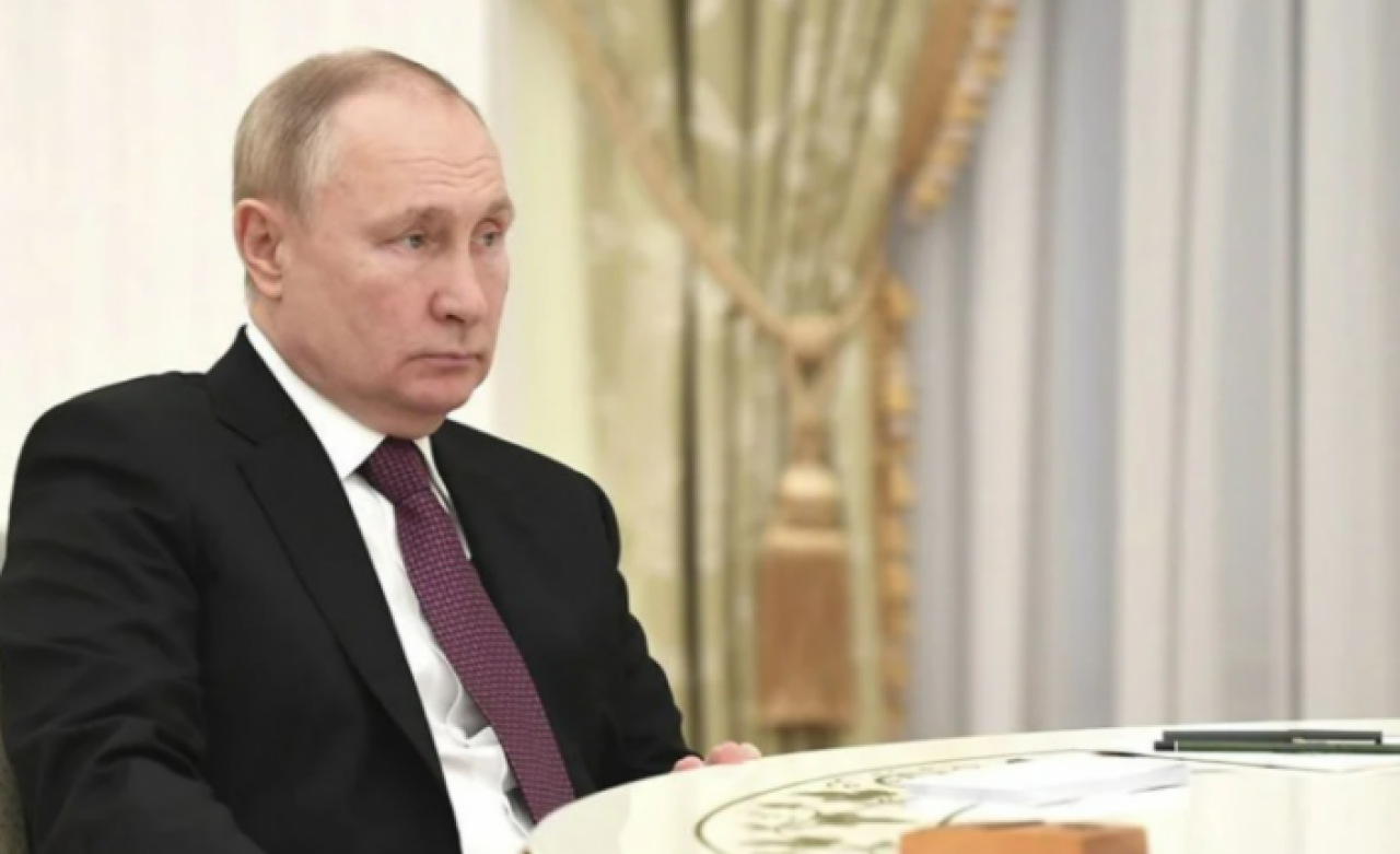 İstihbarat kaynakları Putin'in hastalığını açıkladı: 'Yüzündeki şişliğin nedeni de bu'
