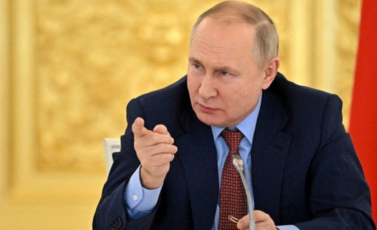 Putin,  en önemli silahını çekti: Flaş doğal gaz açıklaması