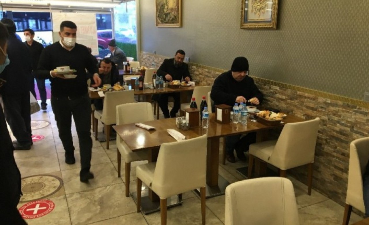 Restoran ve kafelerde yeni dönem başladı: Tamamen değişiyor