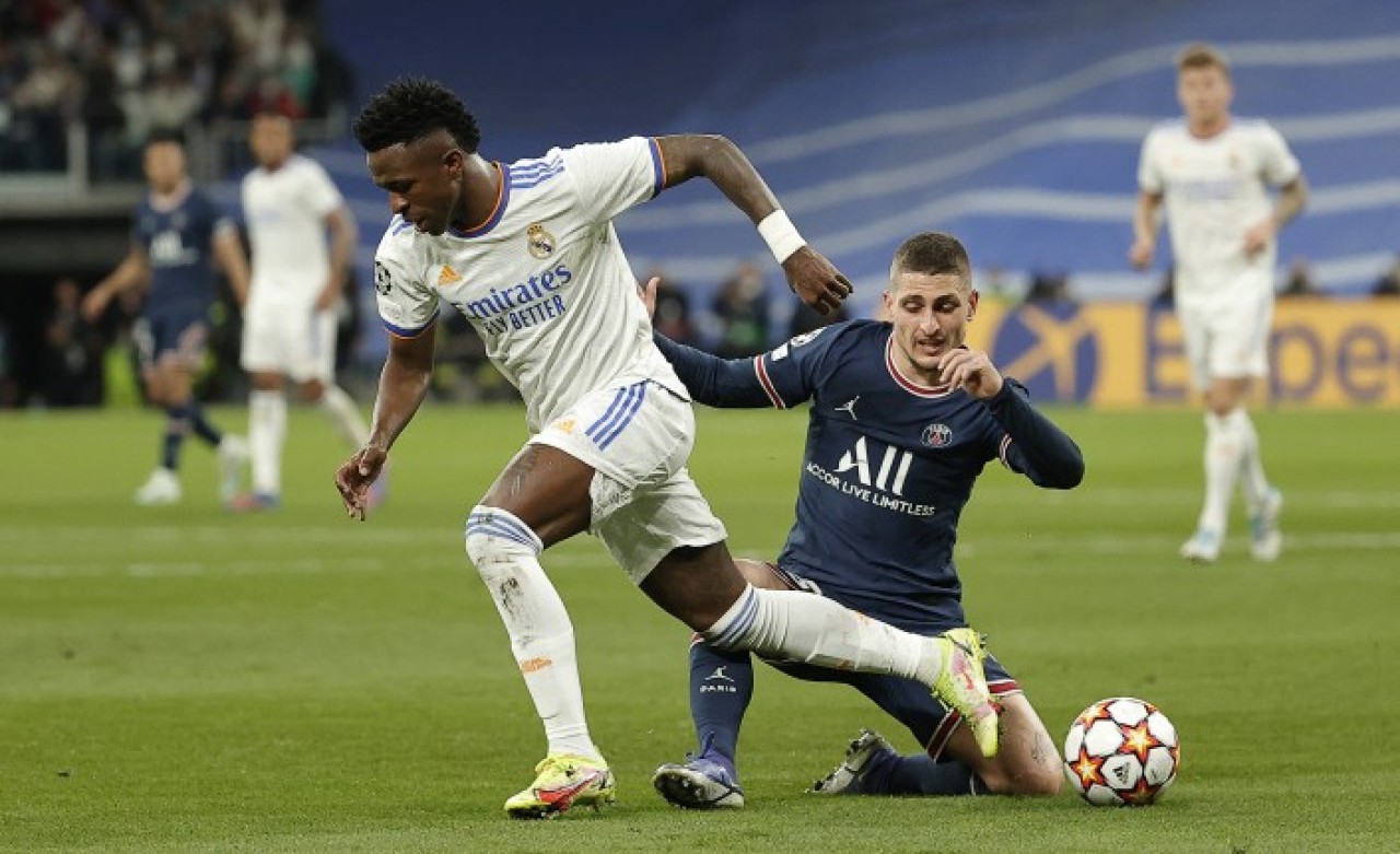 Şampiyonlar Ligi'nde unutulmaz gece: Real Madrid ve Manchester City çeyrek finalde,  Benzema tarihe geçti