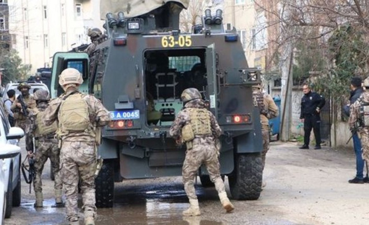 Şanlurfa'da polisler Abdullah Yasir Binici ve Cemal Bozkurt'u şehit eden Mehmet Aslan öldürüldü