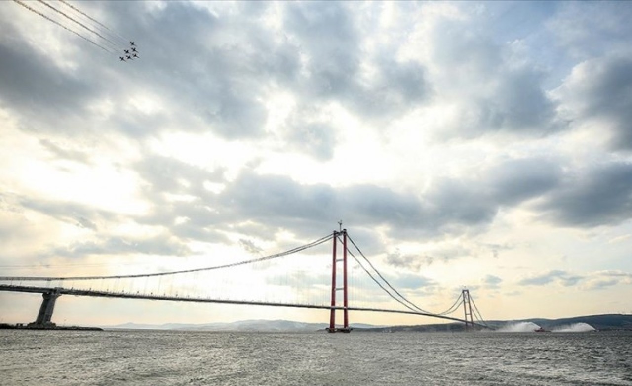 Türkiye,  kıtalar arası taşımacılığın en önemli merkezi haline geldi