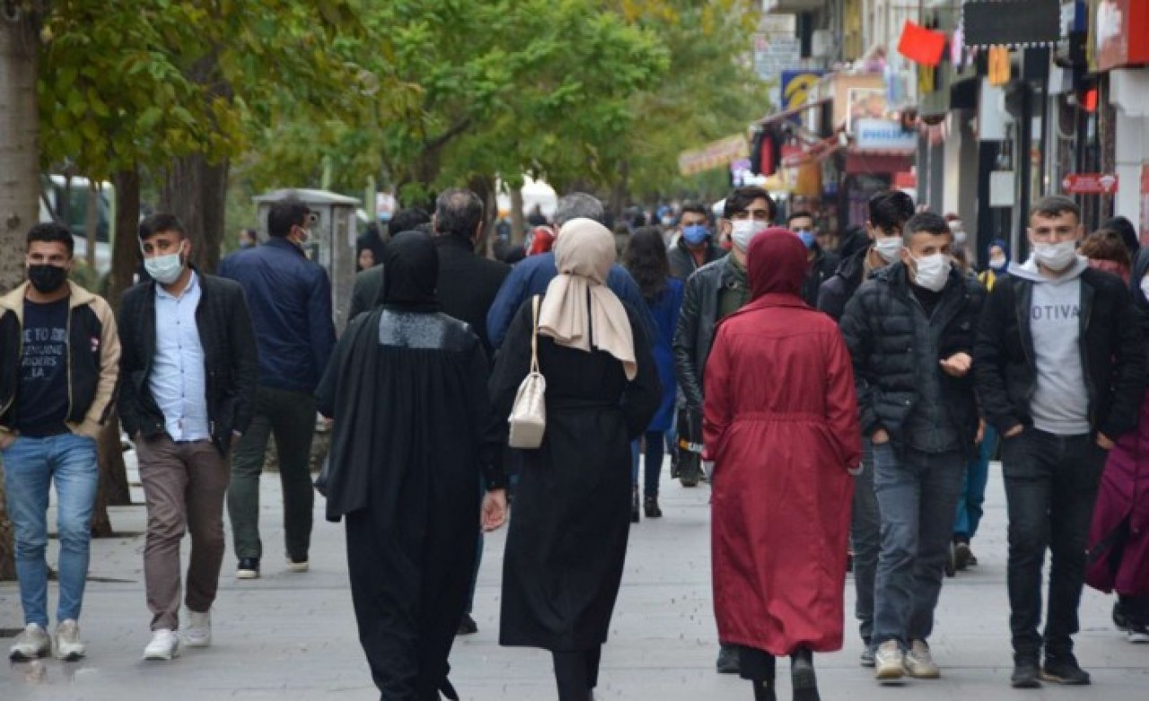 Türkiye'nin nüfusuyla ilgili flaş gerçek ortaya çıktı: 167 ülke arasında 68. sırada yer aldı